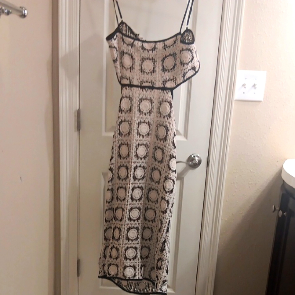 Black and Cream Sleeveless Spaghetti Strap Midi Dress